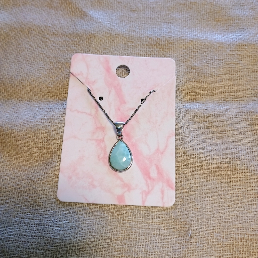 Elegant Turquoise Teardrop Necklace